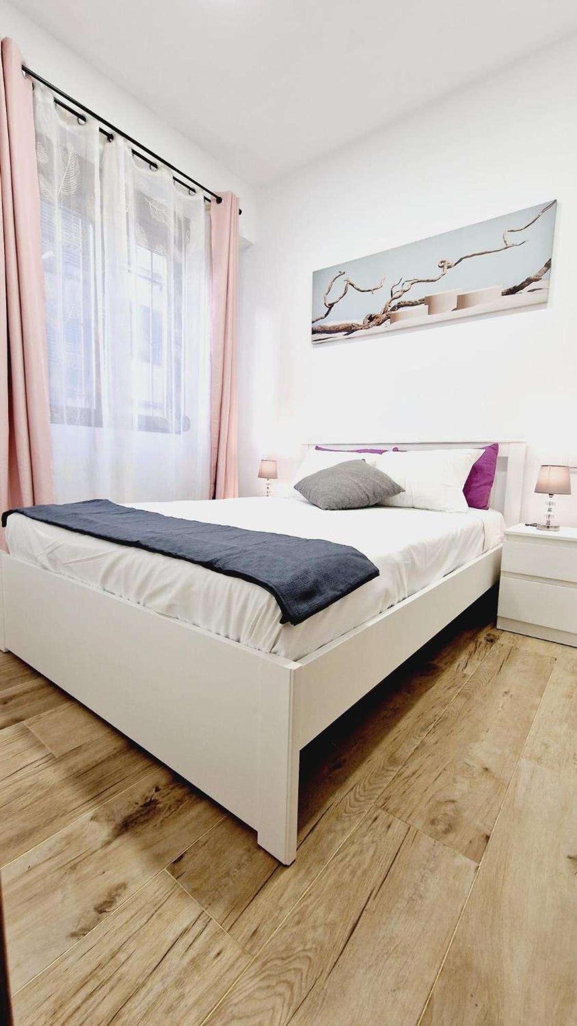 Appartamento Oteiza Madrid Esterno foto