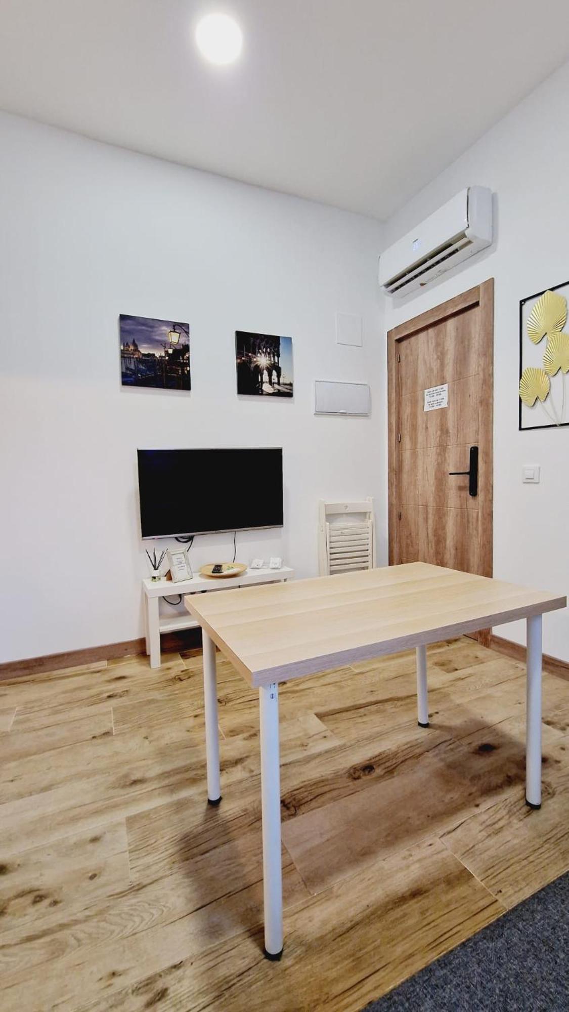 Appartamento Oteiza Madrid Esterno foto